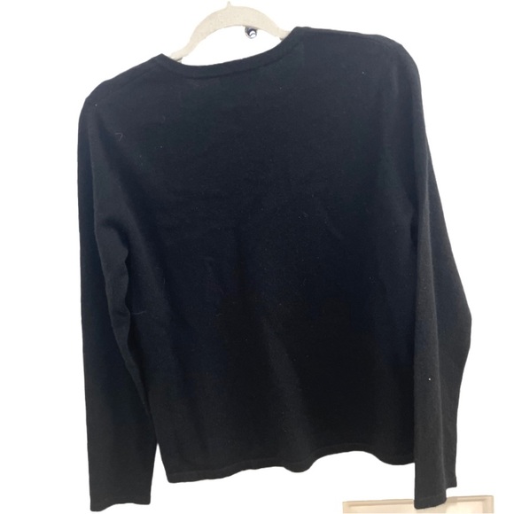 Lands End black cashmere v neck sweater medium 10-13 - Picture 2 of 6